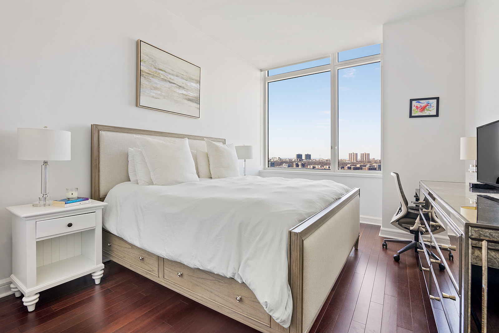 100 Riverside Boulevard, Unit 20E Manhattan, NY 10069 - Photo 4 of 10 Gallery Image 4