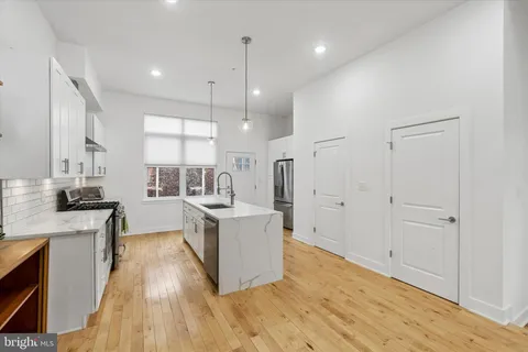 $540,000 | 2720 West Cabot Street, Philadelphia, PA 19121