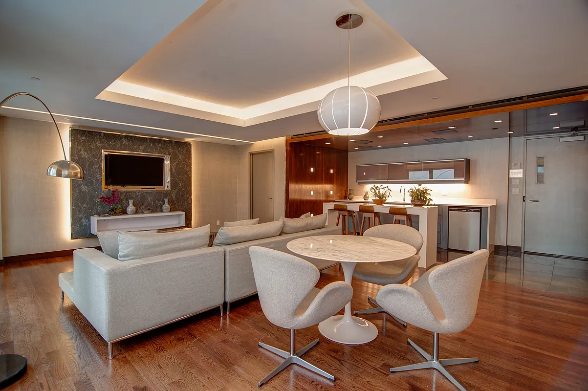 267 6th Street, Unit 5F Brooklyn, NY 11215 - Photo 8 of 11 Gallery Image 8