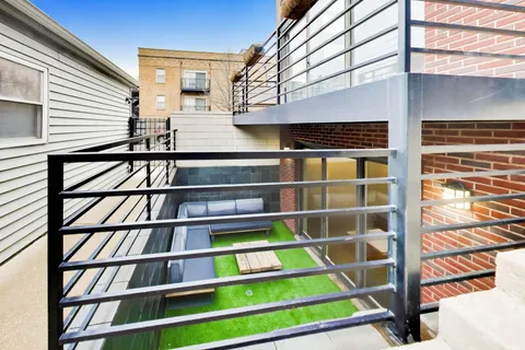 $750,000 | 1086 North Paulina Street, Unit B, Chicago, IL 60622
