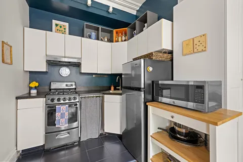 $775,000 | 21 South Portland Avenue, Unit 2F | Fort Greene