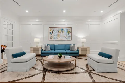 $3,350,000 | 1 Huntington Avenue, Unit 801, Boston, MA 02199