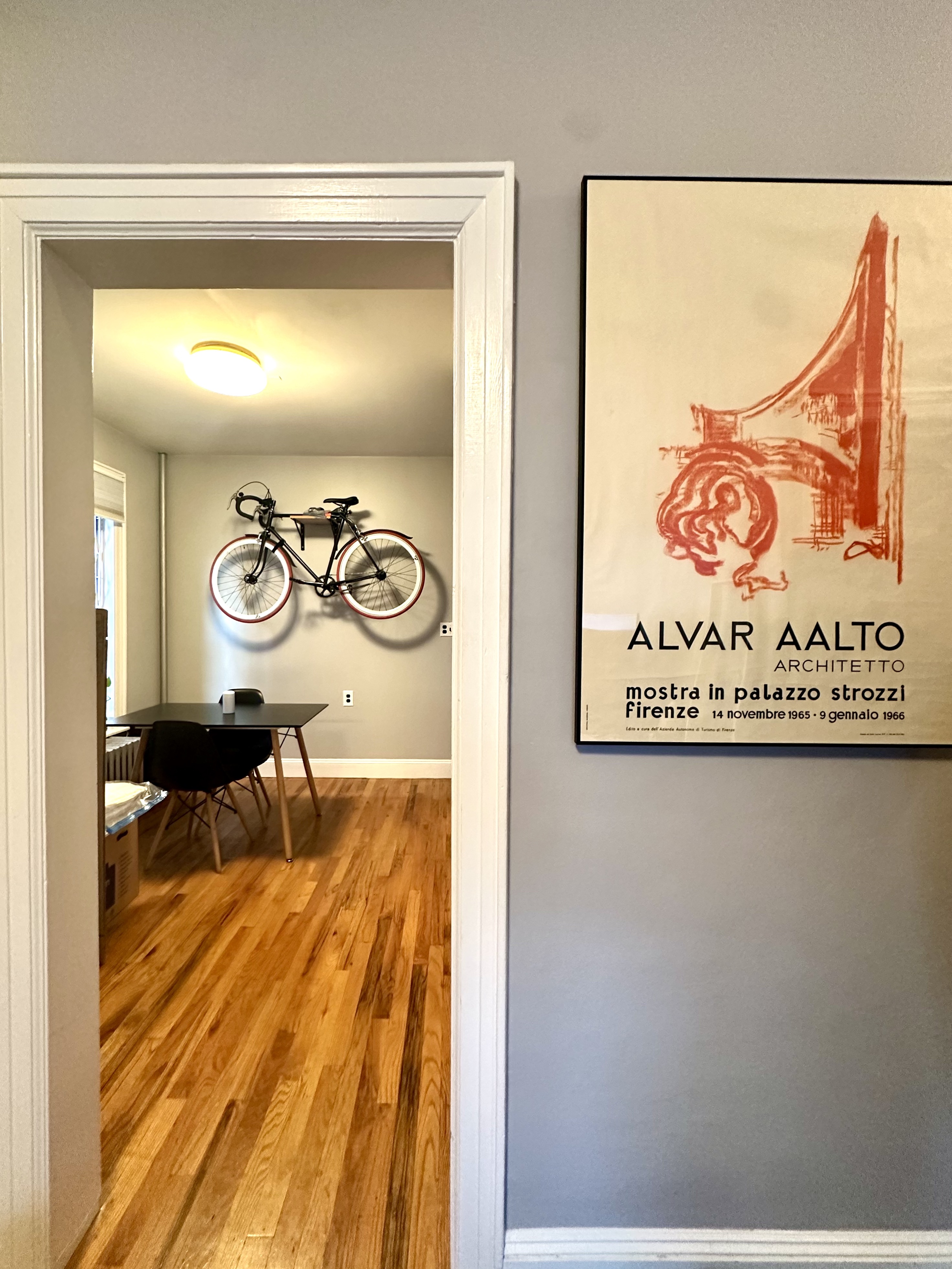 85 Bergen Street, Unit B1 Brooklyn, NY 11201 - Photo 4 of 9 a view of a hallway with painted walls