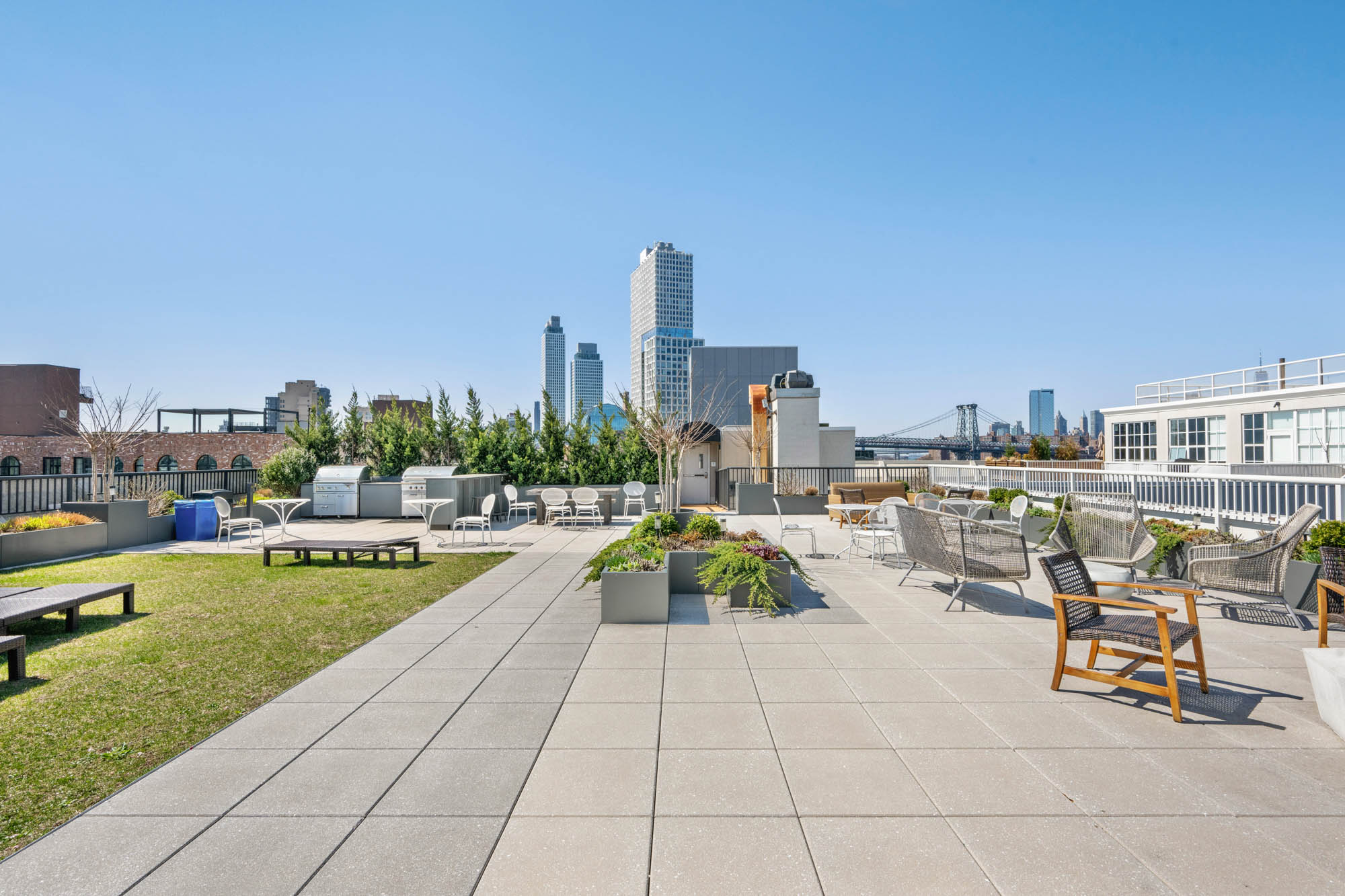 184 Kent Avenue, Unit D512 Brooklyn, NY 11249 - Photo 10 of 11