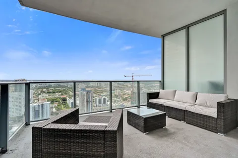 $725,000 | 851 Northeast 1st Avenue, Unit 3506, Miami, FL 33132