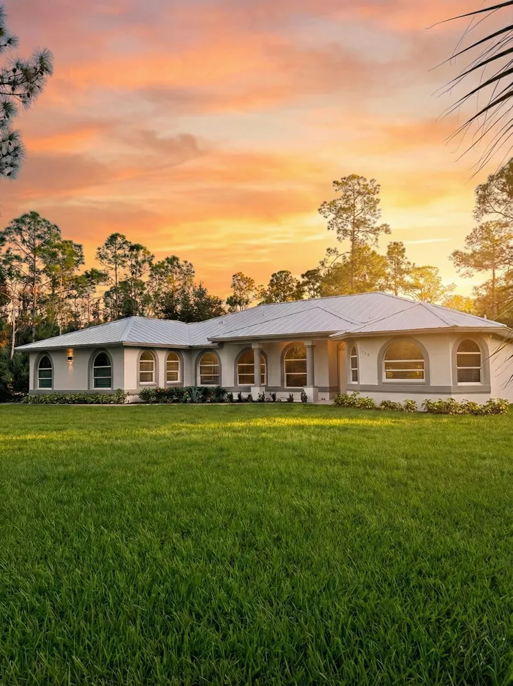 $799,000 | 440 33rd Avenue Northeast, Naples, FL 34120