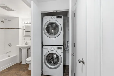 $725,000 | 189 Avenue C, Unit 6C | East Village