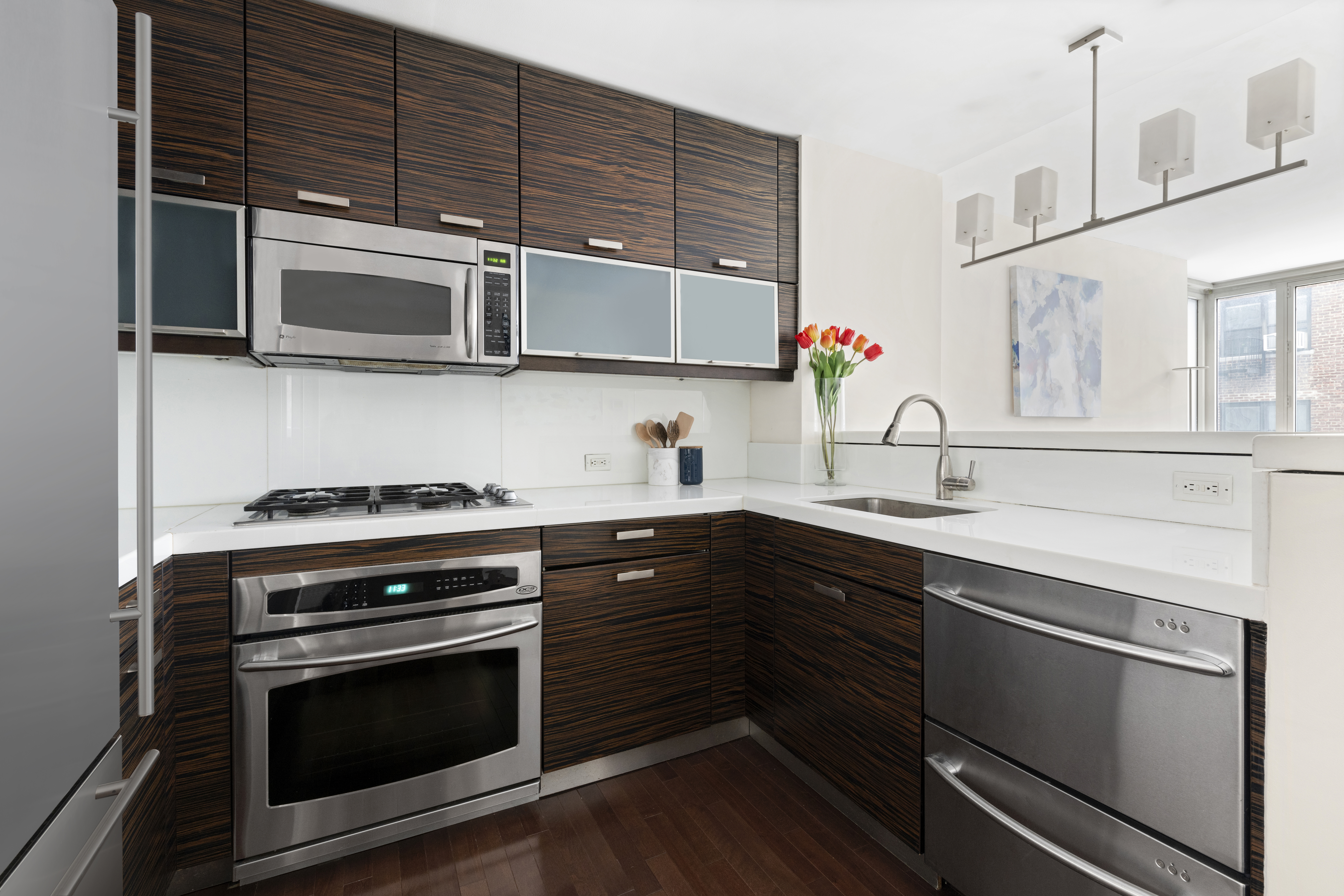 225 East 34th Street, Unit 5J Manhattan, NY 10016 - Photo 3 of 19