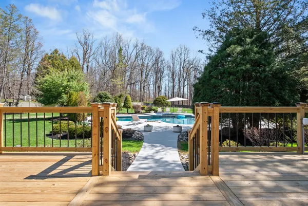 $1,795,000 | 5 Meadow Drive, Warren, NJ 07059