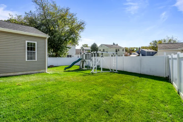 $570,000 | 3 Luray Lane, Marlton, NJ 08053
