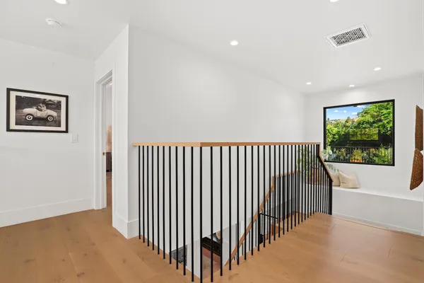 $5,300,000 | 20630 Kingsboro Way, Woodland Hills, CA 91364