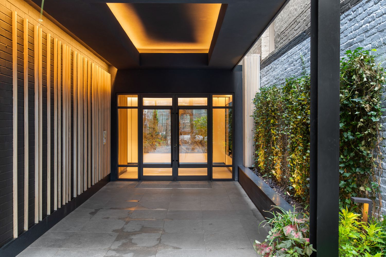 200 Mercer Street, Unit 2E Manhattan, NY 10012 - Photo 16 of 18