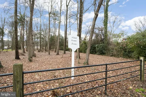 a view of a outdoor space