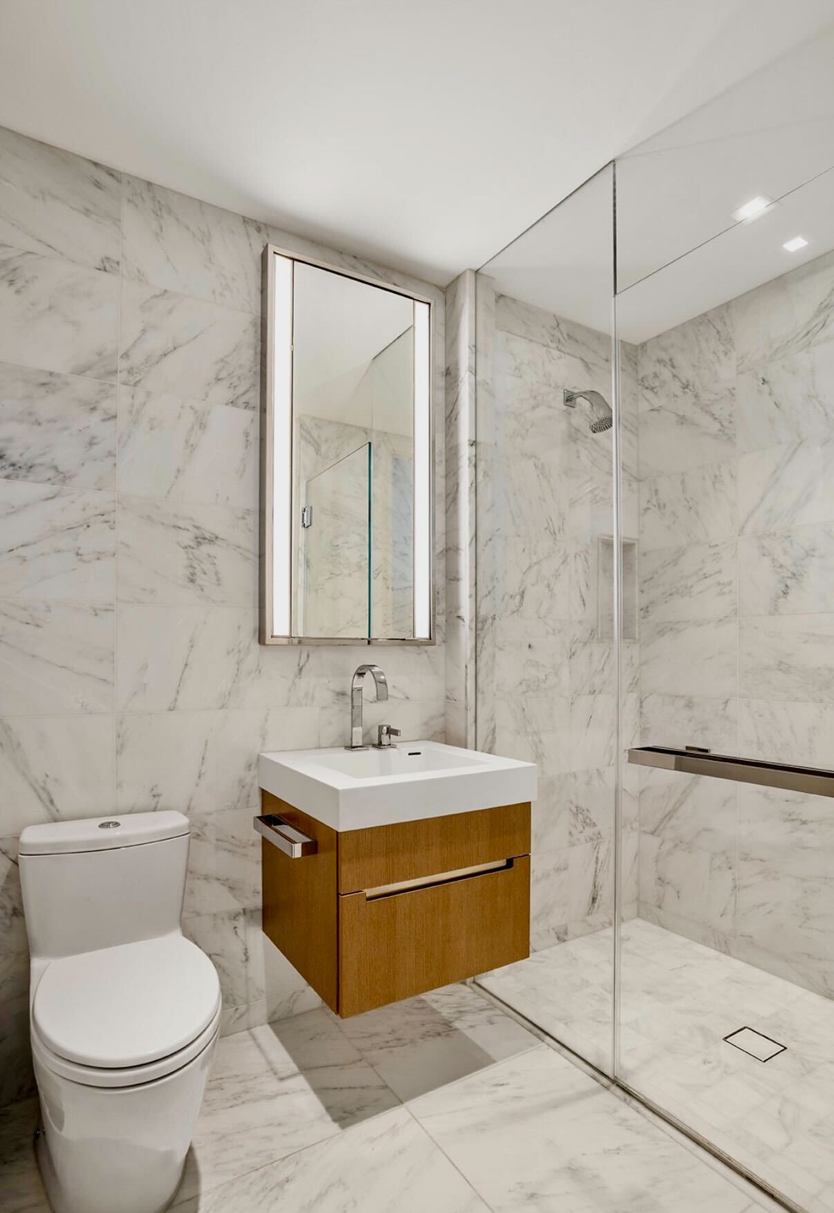 1 West End Avenue, Unit 25D Manhattan, NY 10023 - Photo 7 of 11