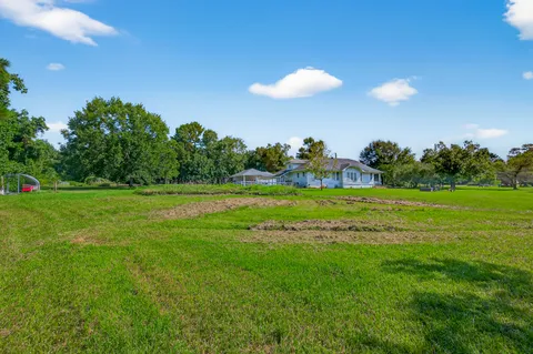 Contact Agent | 38011 Spur 149 Road, Magnolia, TX 77354