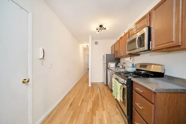 $3,800 | 105 West 105th Street, Unit 3B | Upper West Side