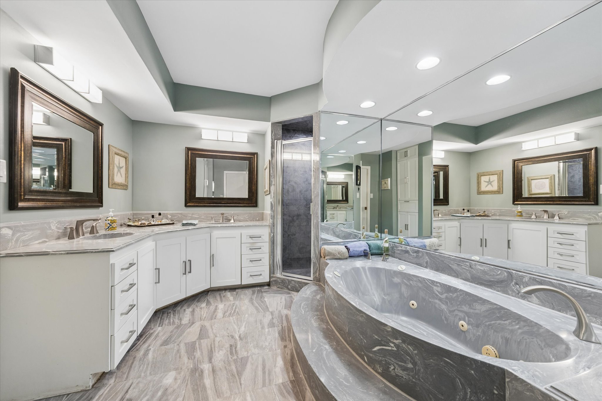 13723 Taylorcrest Road Houston, TX 77079 - Photo 23 of 42 Gallery Image 23
