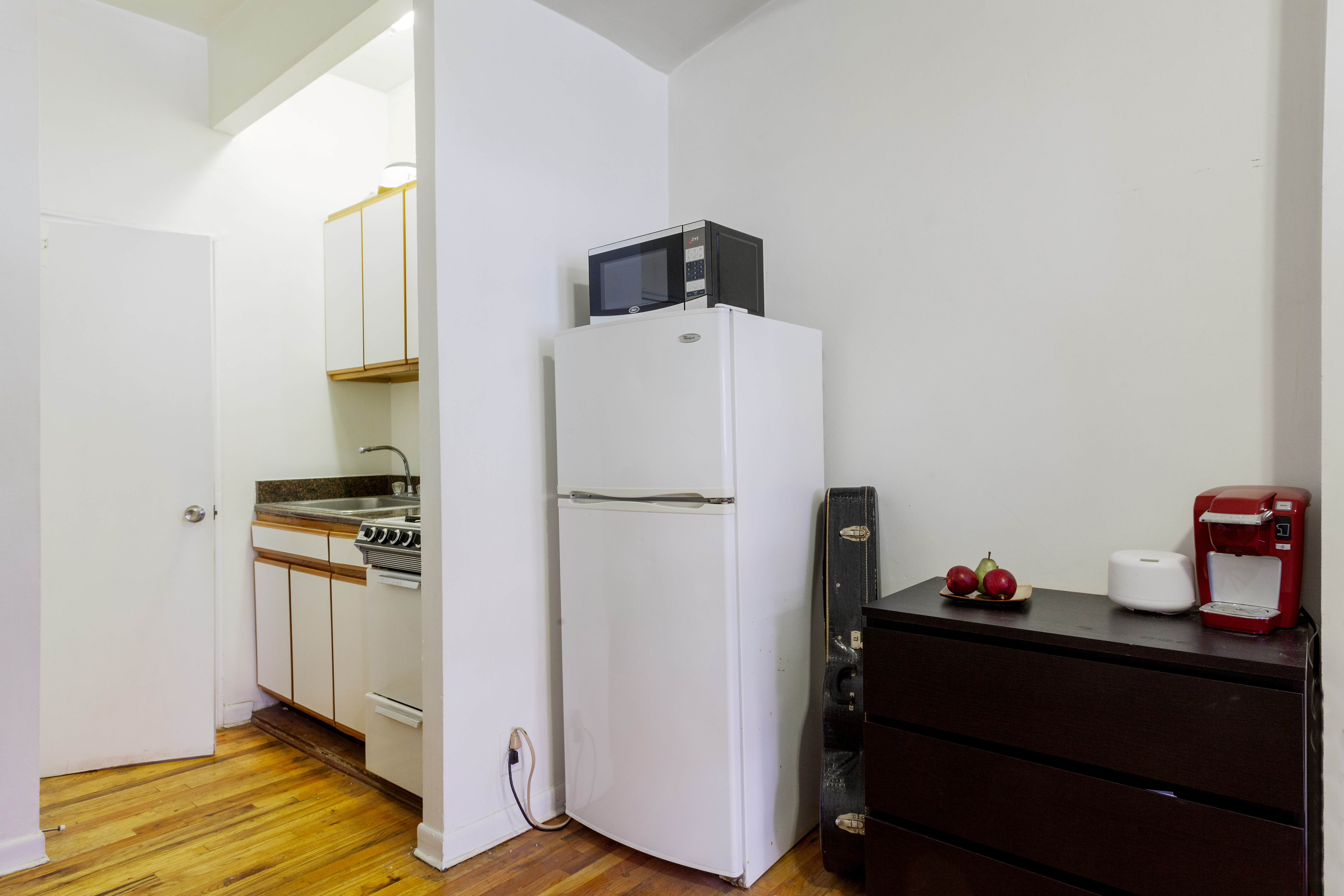 510 East 5th Street, Unit B Manhattan, NY 10009 - Photo 3 of 5