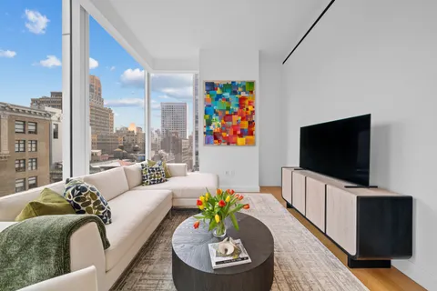 $3,095,000 | 15 East 30th Street, Unit 19B | NoMad