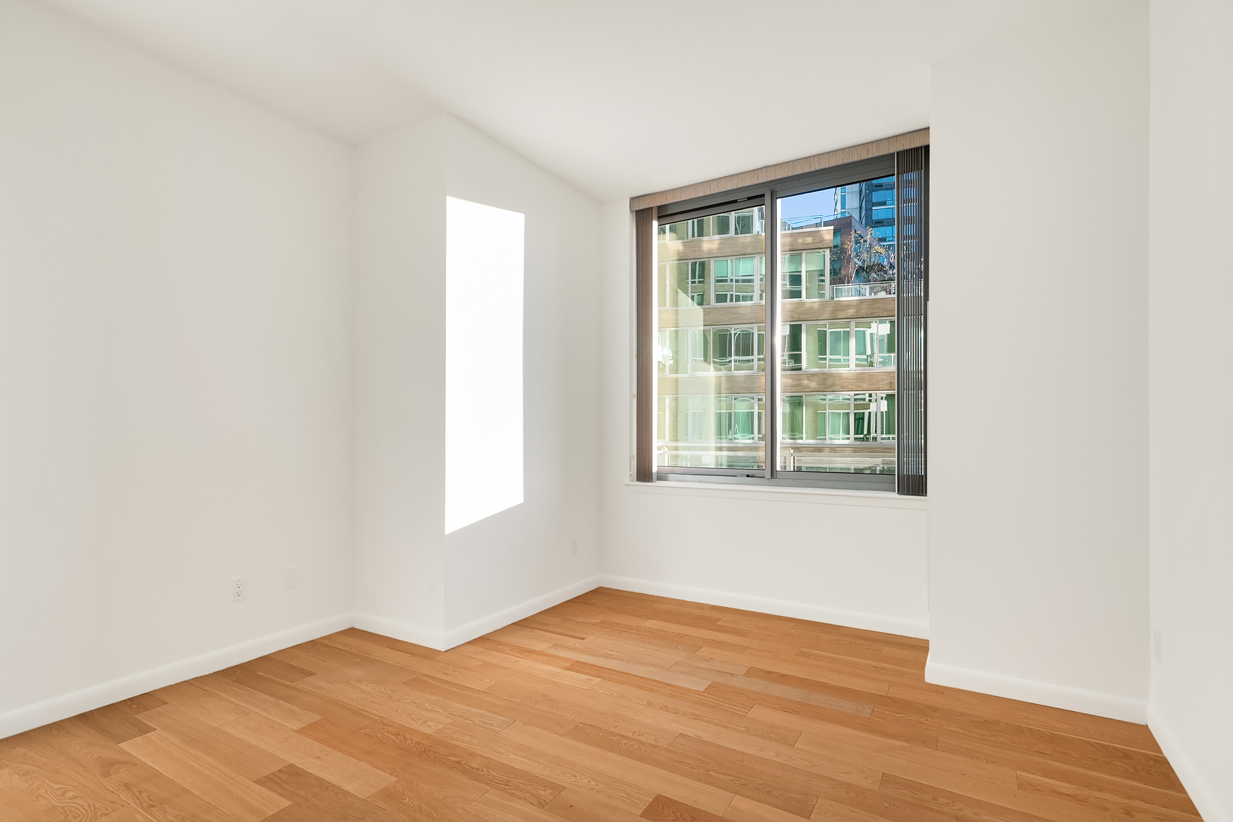 46-30 Center Boulevard, Unit 307 Queens, NY 11109 - Photo 10 of 22