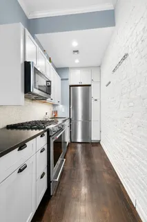 $699,000 | 458 West 23rd Street, Unit 3A | Chelsea