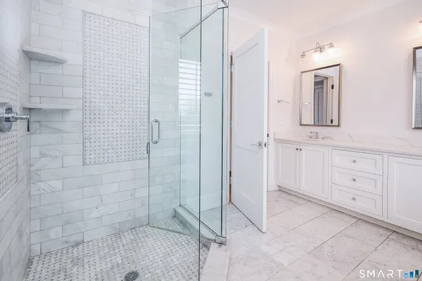 $3,000,000 | 70 Meadow Ridge Road, Fairfield, CT 06890