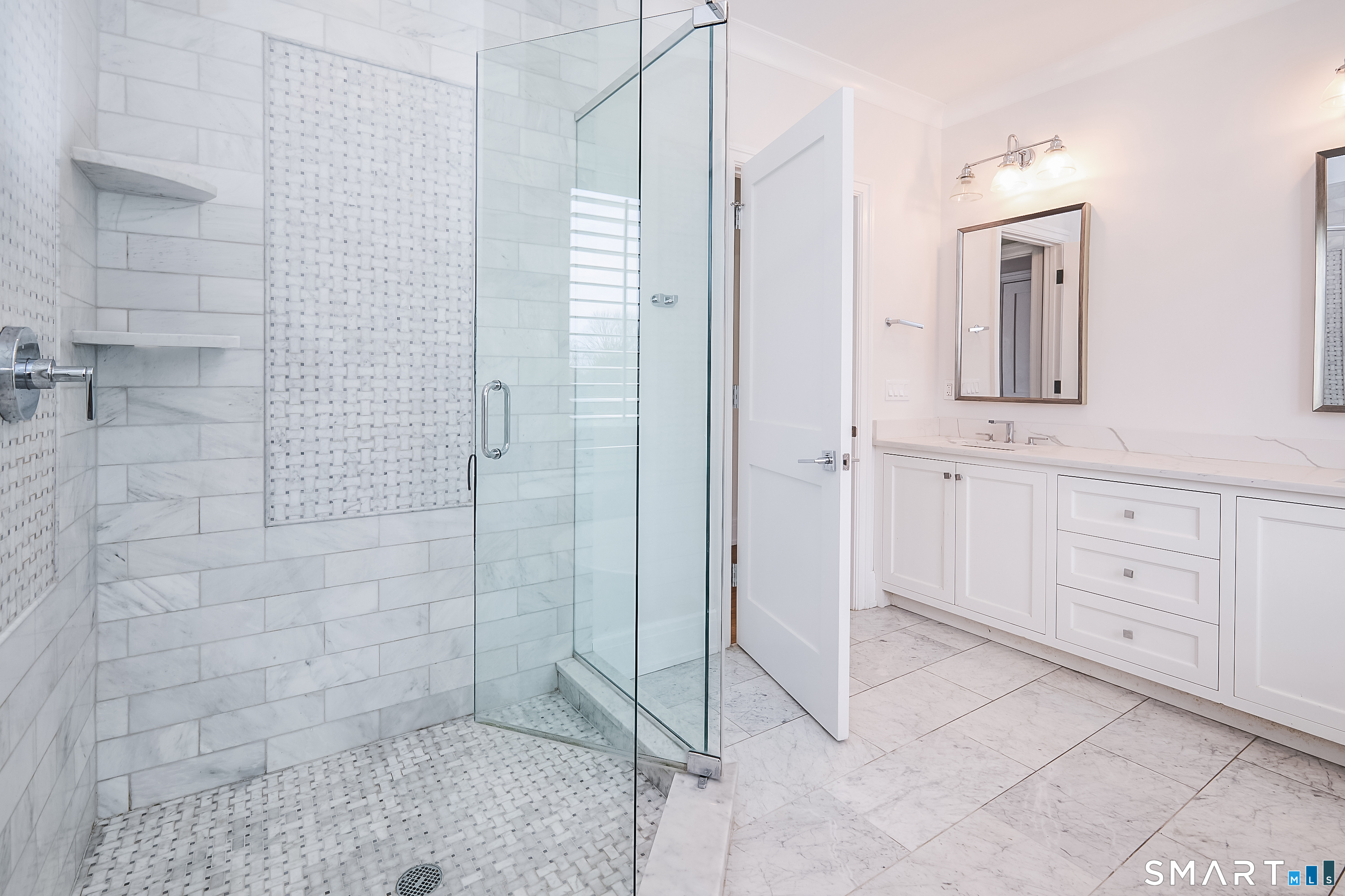 70 Meadow Ridge Road Fairfield, CT 06890 - Photo 17 of 40