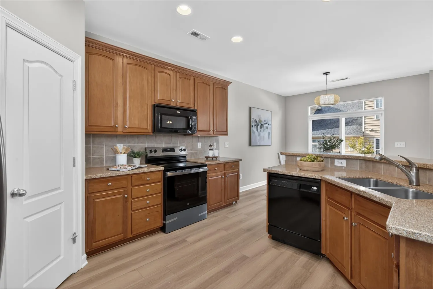 $459,900 | 11008 Burnt Leather Lane, Charlotte, NC 28277