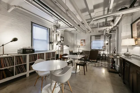 $699,000 | 333 East 43rd Street, Unit 110/111 | Midtown East