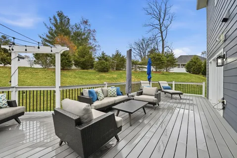$1,995,000 | 8940 Silvan Woods Court, Fairfax, VA 22031