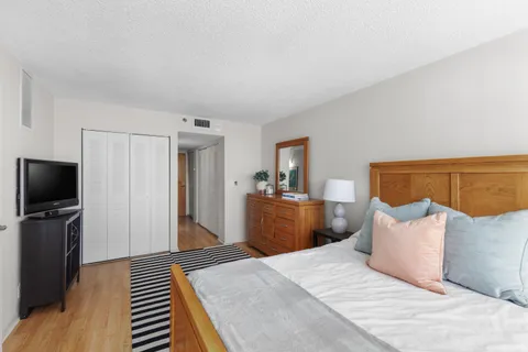 $395,000 | 7601 East Treasure Drive, Unit 2001, North Bay Village, FL 33141
