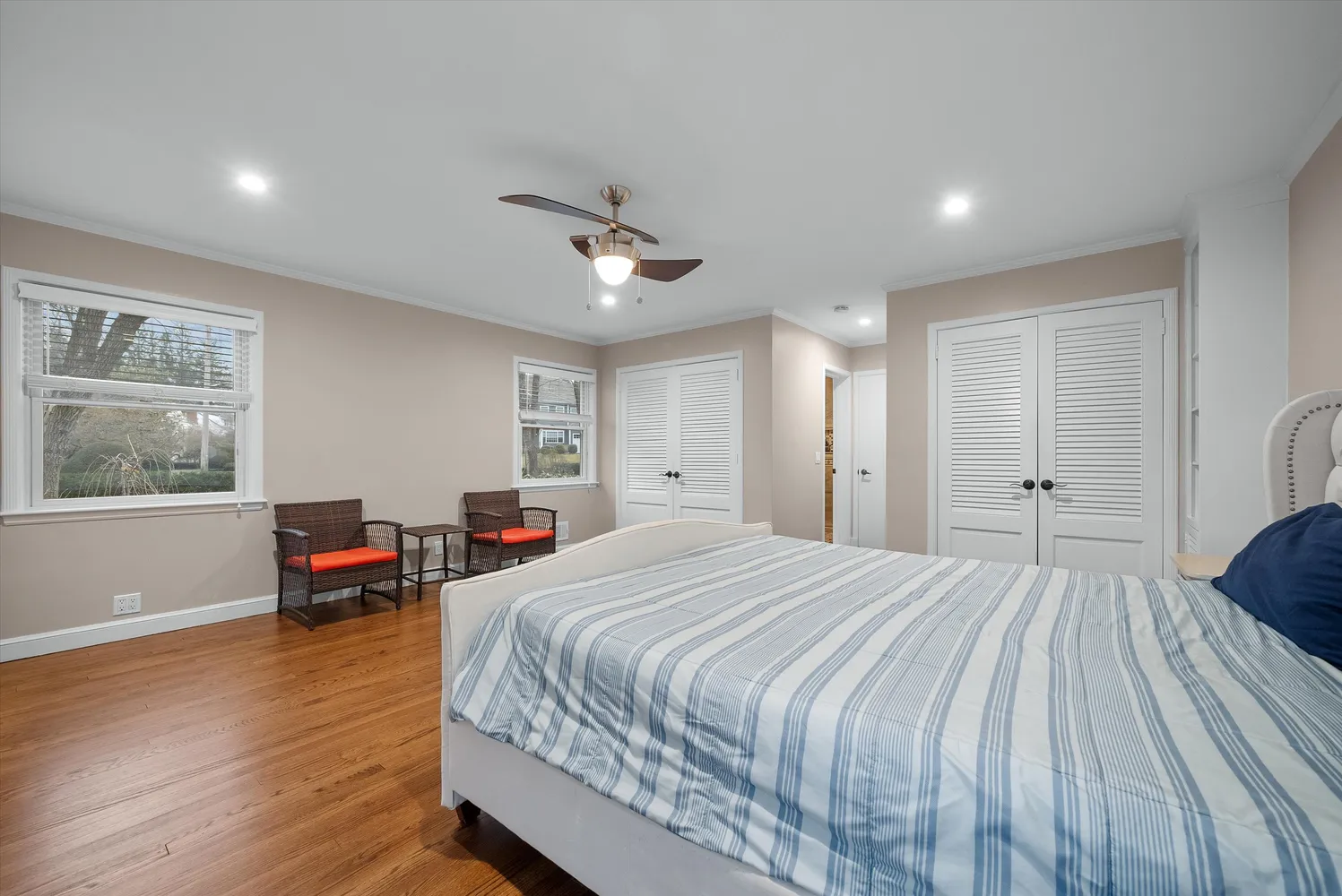a bathroom with a double vanity sink and mirror