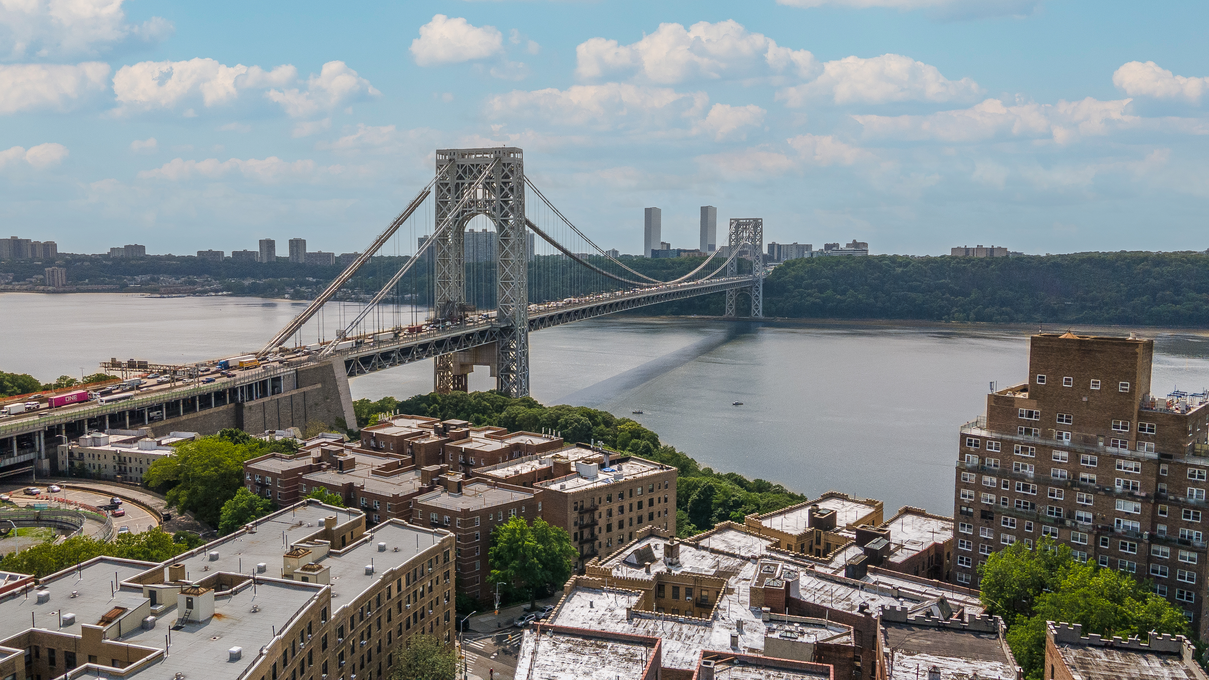 340 Haven Avenue, Unit 2H Manhattan, NY 10033 - Photo 23 of 24 a view of a terrace with a lake view