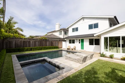 $4,850,000 | 1609 Ruth Lane, Newport Beach, CA 92660