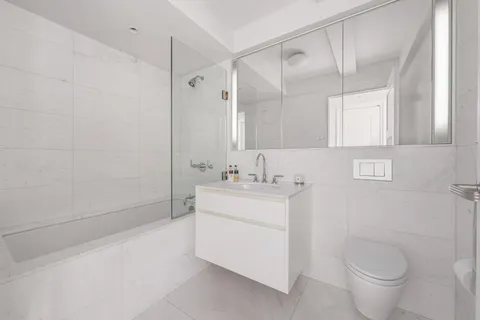 $18,000,000 | 737 Park Avenue, Unit 19A | Lenox Hill