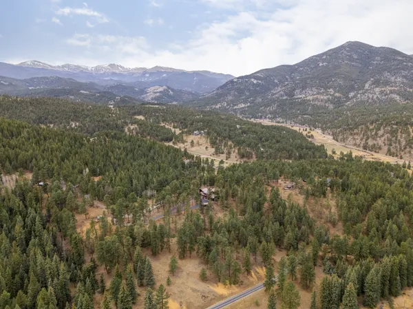 $2,200,000 | 261 Whiskey Jay Hill Road, Evergreen, CO 80439