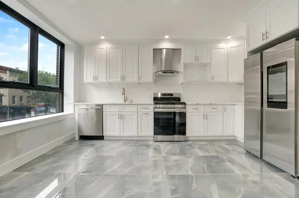 $3,900 | 1512 Nostrand Avenue, Unit 2 | Flatbush