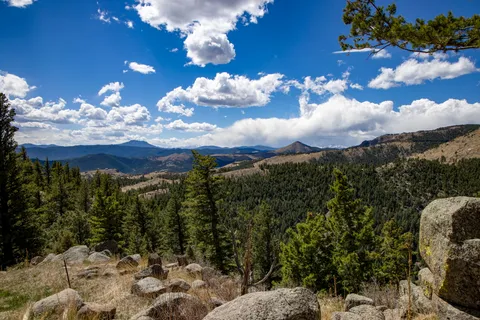 $2,100,000 | 323 Overlook Lane, Boulder, CO 80302