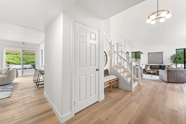 $949,000 | 1402 Broken Arrow Lane, Fallbrook, CA 92028