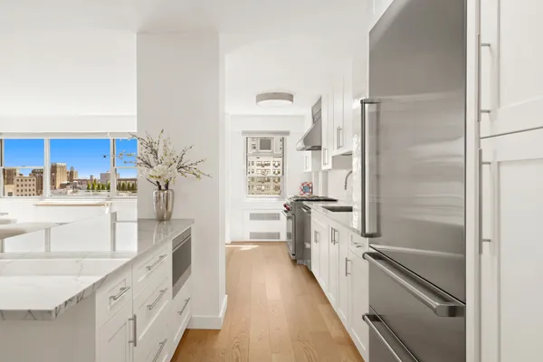 $1,695,000 | 70 East 10th Street, Unit 16D | Greenwich Village