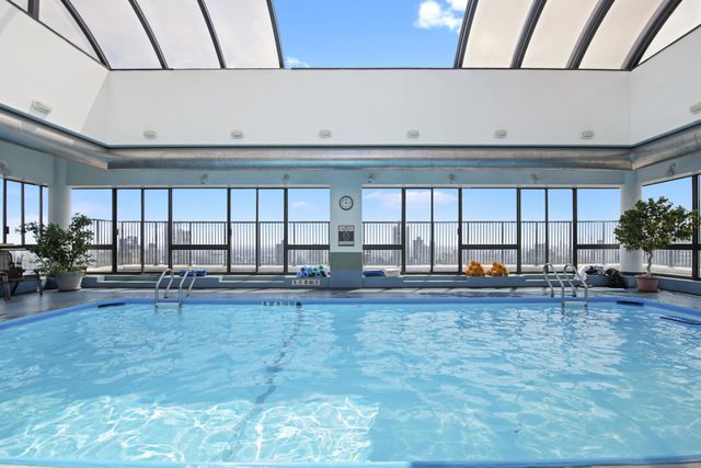 171 East 84th Street, Unit 25A Manhattan, NY 10028 - Photo 7 of 10