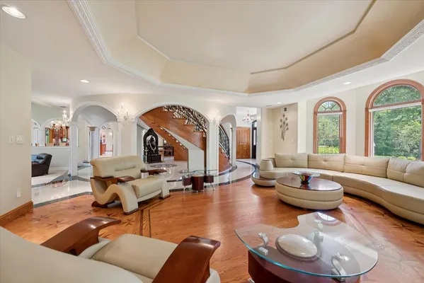 $3,945,000 | 115 Skyline Drive, Watchung, NJ 07069