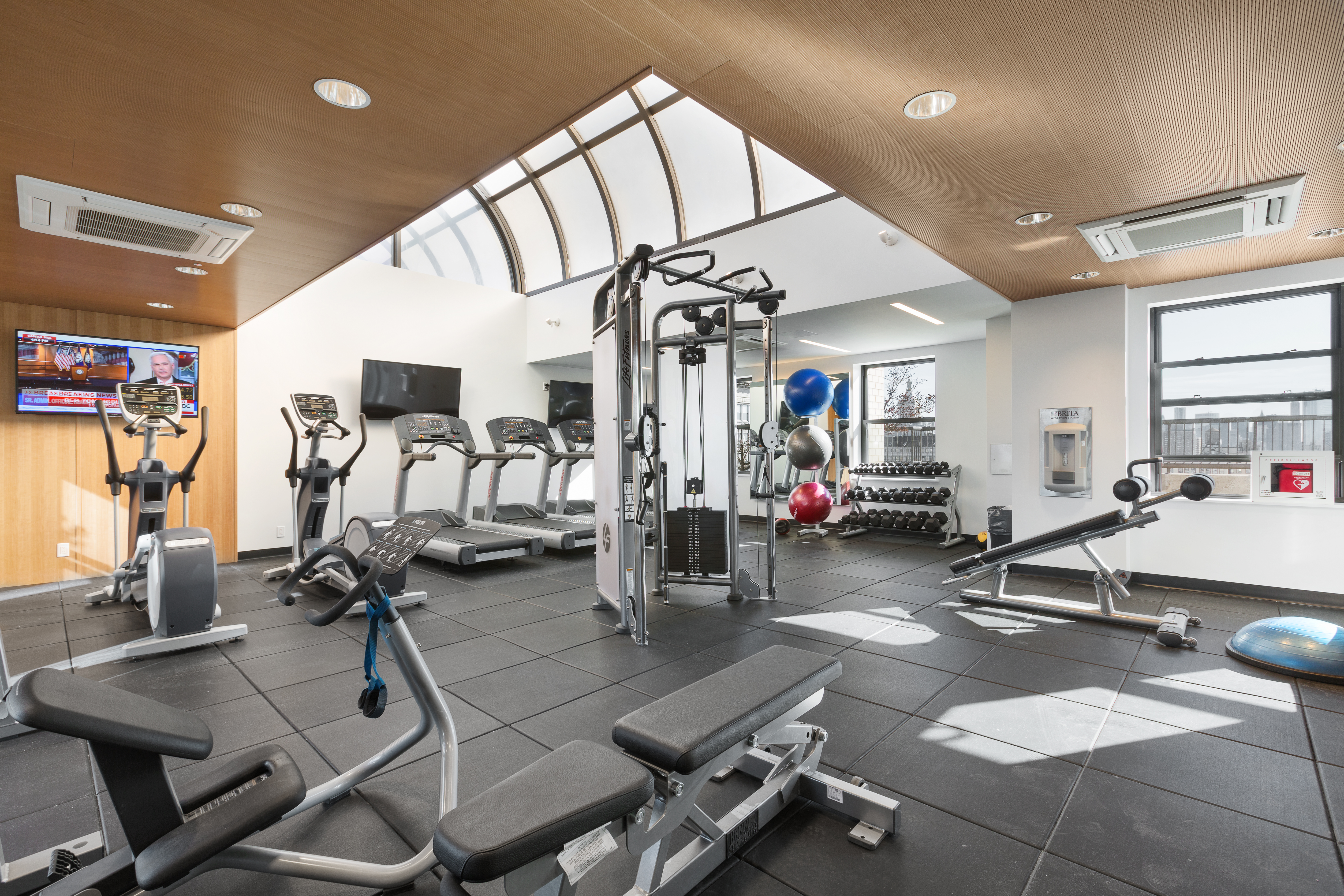 280 Park Avenue South, Unit 4F Manhattan, NY 10010 - Photo 6 of 7 a view of a room with gym equipment