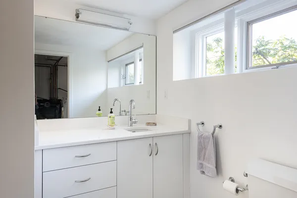 Contact Agent | 3 Compton Circle, Lexington, MA 02421