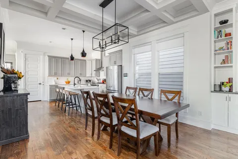 $899,000 | 5216 Illinois Avenue, Nashville, TN 37209