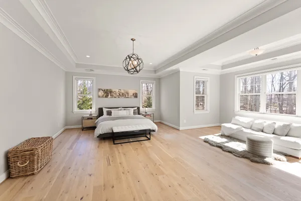 $2,550,000 | 8621 McHenry Street, Vienna, VA 22180