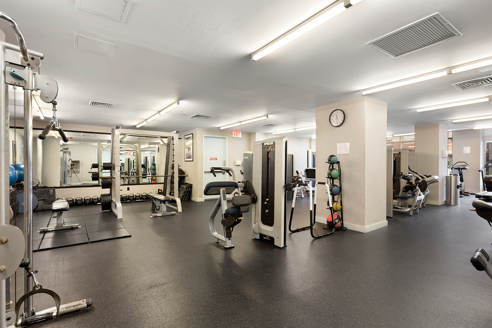 22 North 6th Street, Unit 18H Brooklyn, NY 11249 - Photo 11 of 27