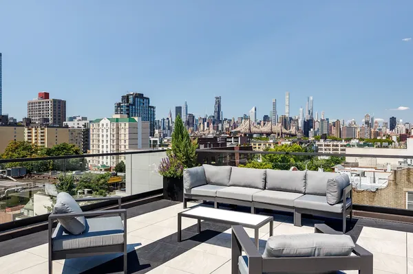 $3,950 | 27-09 40th Avenue, Unit 3I | Long Island City