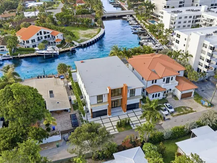 $5,995,000 | 2 Sunset Lane, Lauderdale-by-the-Sea, FL 33062