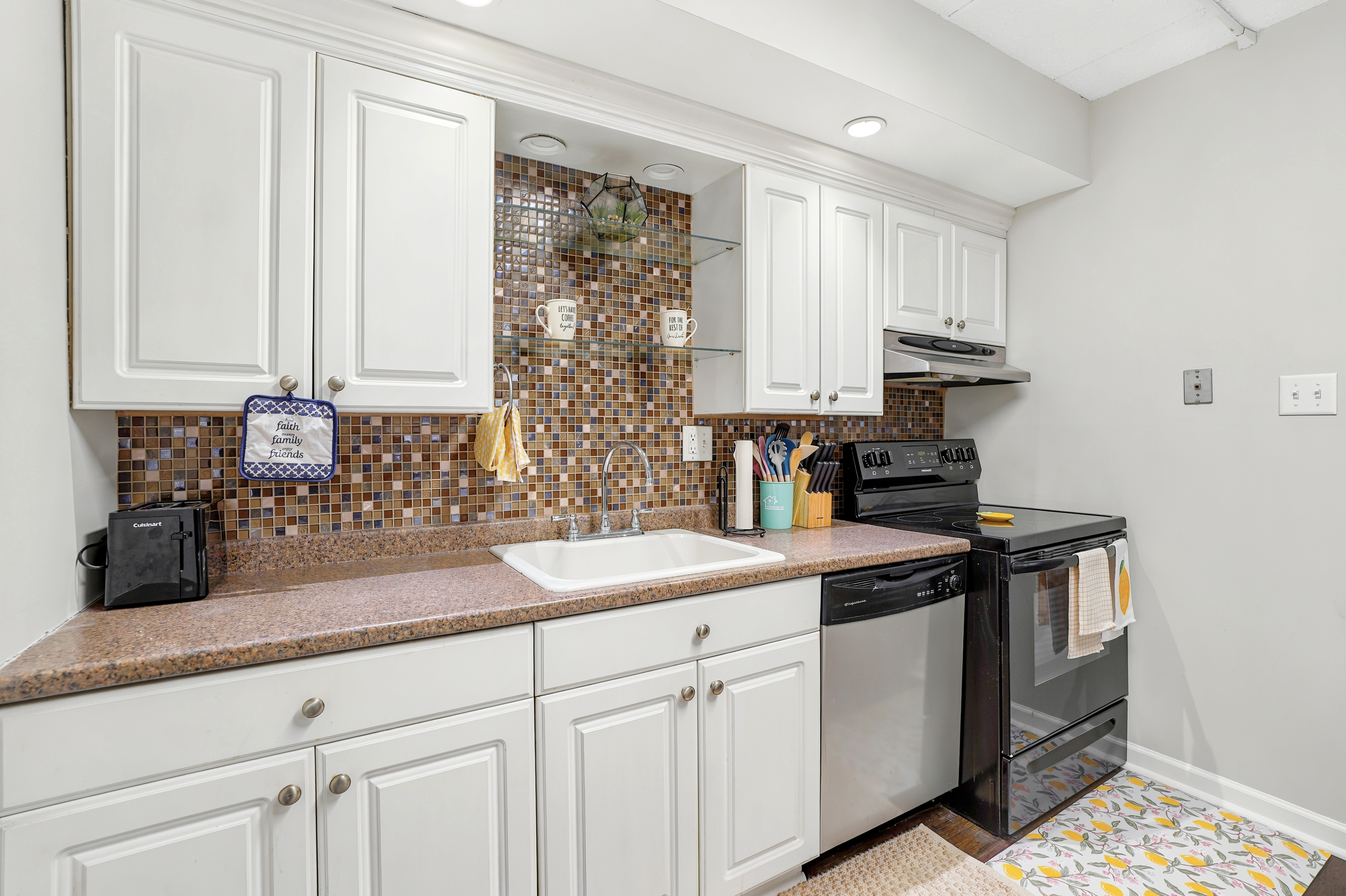 400 Glendale Road, Unit A22 Havertown, PA 19083 - Photo 10 of 17